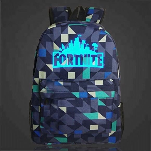 Water resistant Fortnite backpack - Picture 2 of 3